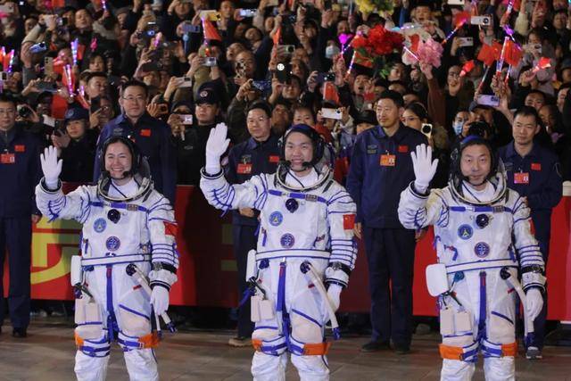 宇宙曹县不是个梗!一觉醒来,曹县90后农村娃上太空啦!