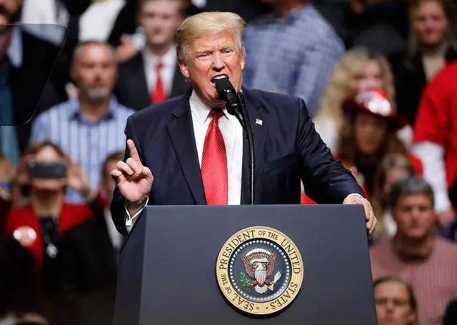 常对中国“撂狠话”的特朗普,宣布获胜后,第一句话说了什么?