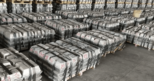 美国遭晴天霹雳！全世界都没料到，中方四部门罕见出手，奉陪到底