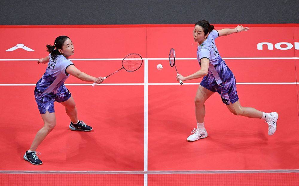 世界羽联世界巡回赛总决赛：石宇奇连胜提前出线