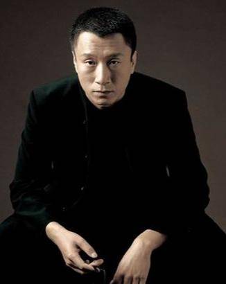 孙红雷和她拍吻戏吐了三天，至今都有阴影，从此不再接吻戏