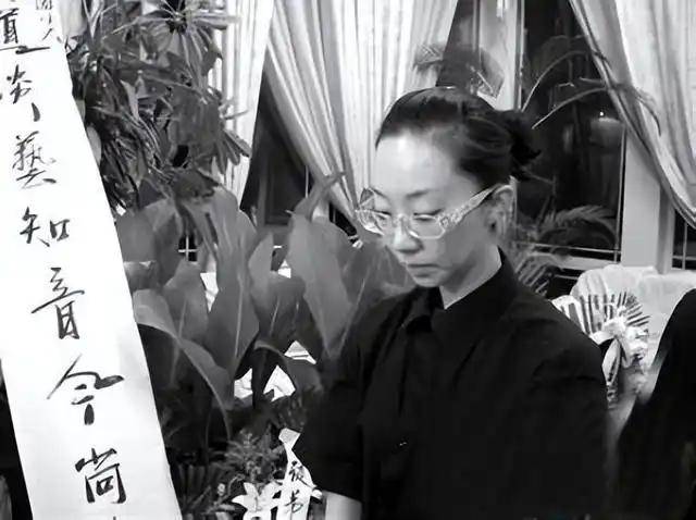 侯瓒：我是侯耀文的长女郭德纲的“妹妹”，与二伯和解后终获幸福