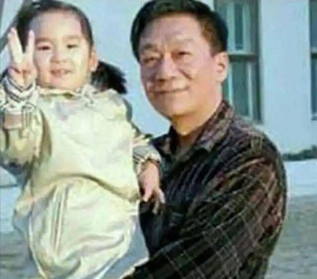 侯瓒：我是侯耀文的长女郭德纲的“妹妹”，与二伯和解后终获幸福