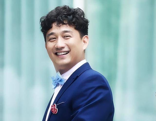 三年不开张，开张吃三年！以为黄磊糊了，实际他才是最精的那一个