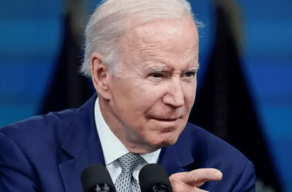 美国万没料到！当着全世界的面，解放军指出美国“最大敌人”，信息量大