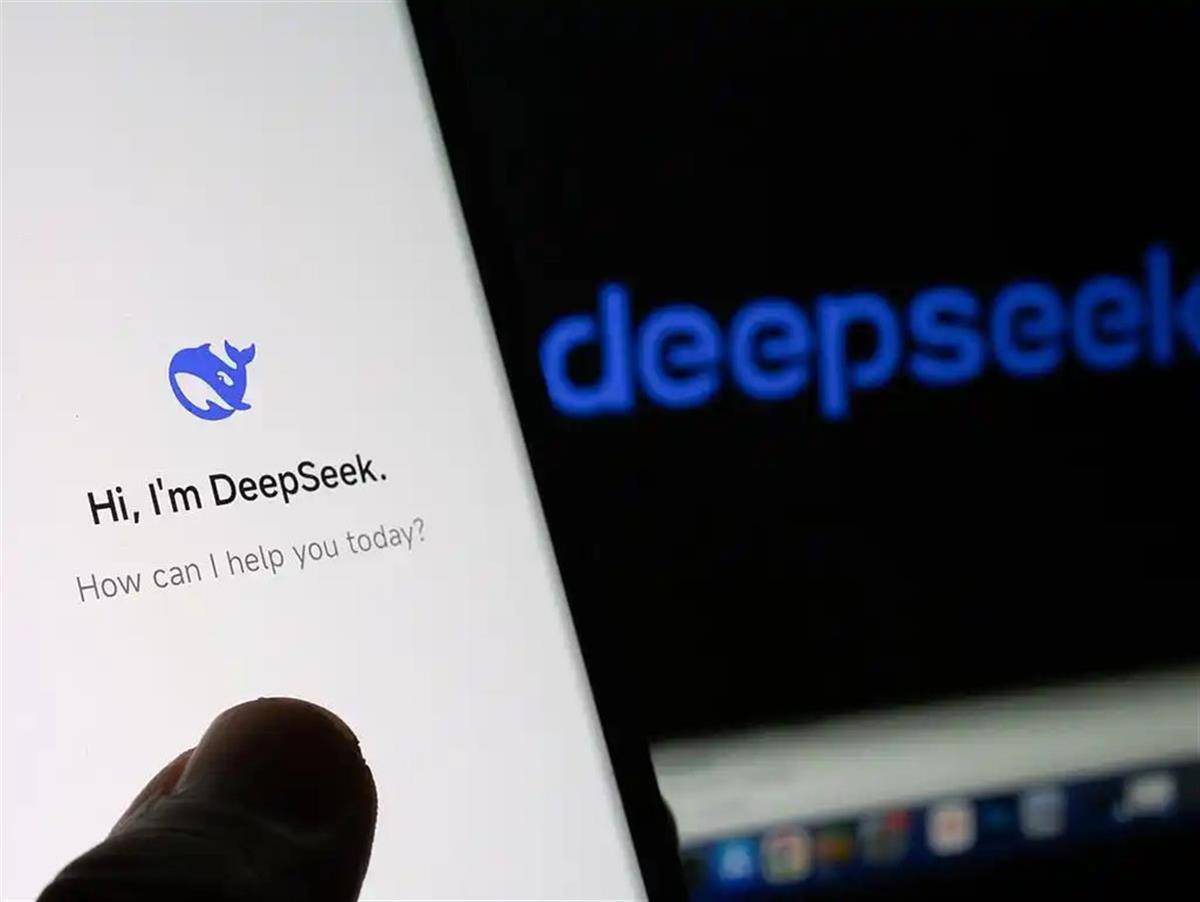 “打不过就加入”,文心一言、科大讯飞、知乎直答接入DeepSeek,此前华为、OPPO也已接入