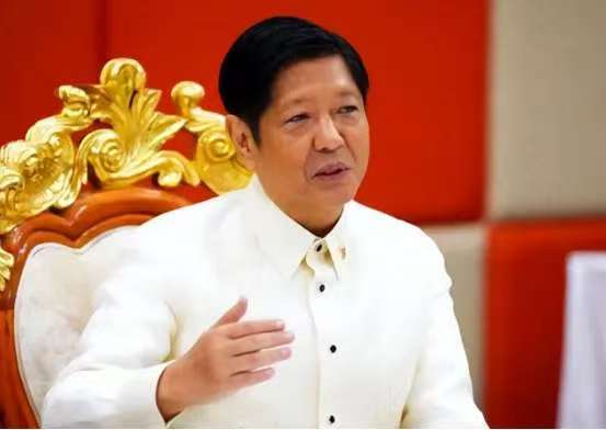 菲政坛大动乱!菲律宾叛军大闹,4人丧命!马科斯焦头烂额