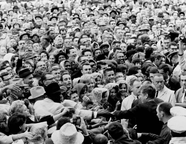 特朗普公布肯尼迪遇刺相关文件，凶手一年前就有刺杀意图