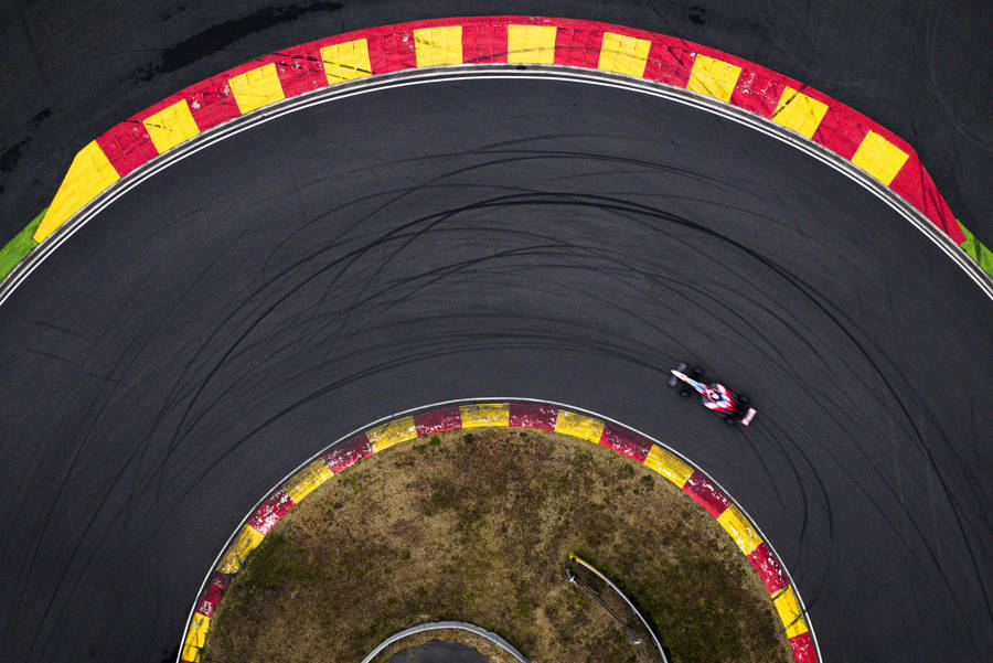 与世界上“开车最快”的女生们同场竞技！师炜即将亮相F1学院揭幕战