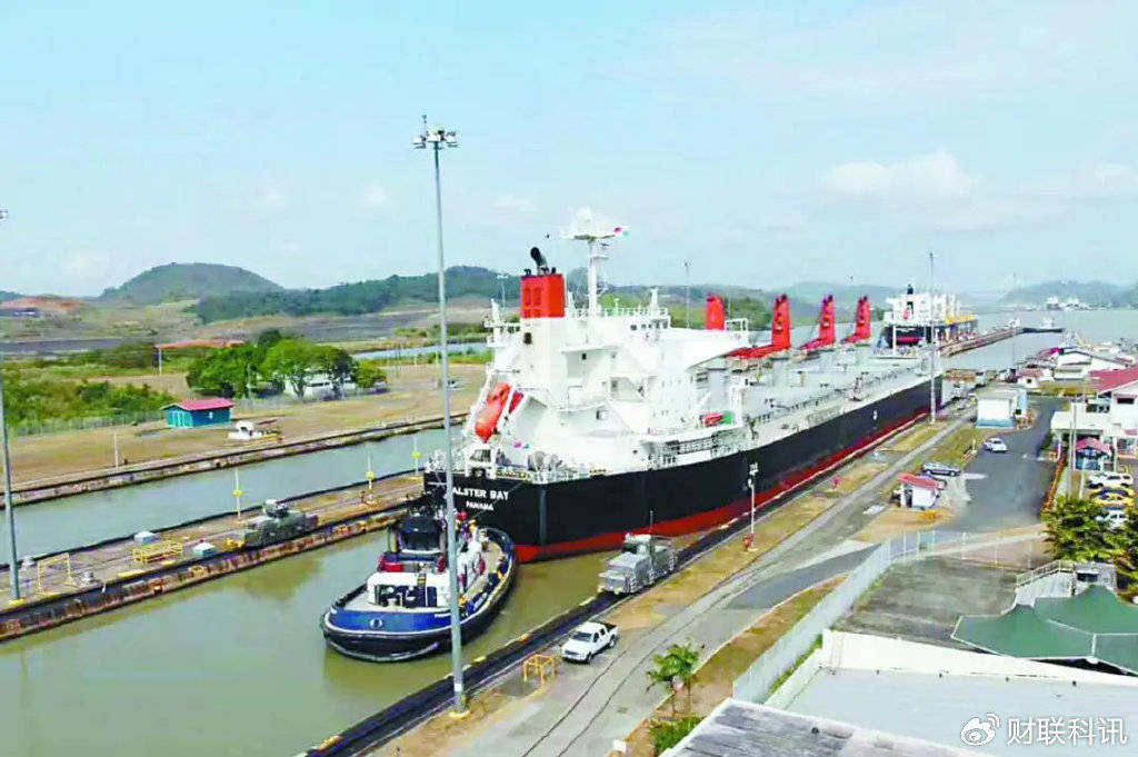 不见棺材不落泪？官方喊话五次后，李嘉诚不再沉默，放出一组数据‌