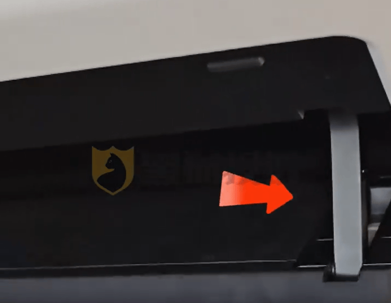 小鹏汽车回应“X9屏幕夹断5岁男童半节食指”