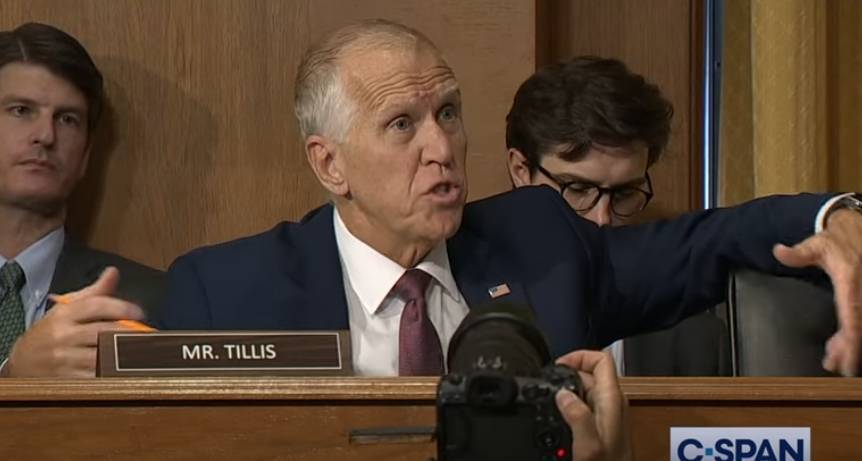 美国贸易代表遭围攻：对中国，我们压根就没战略