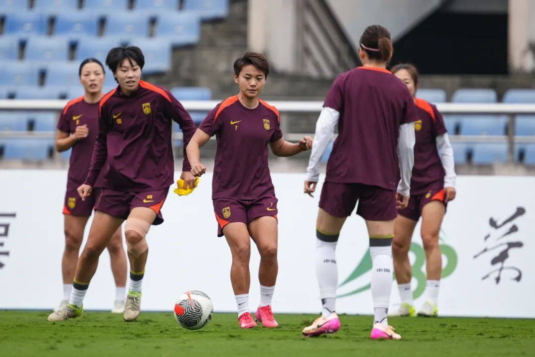 国家队看王霜？还要再等等