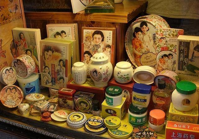 中美交锋异常激烈，潜伏在中国人身边的美国货，却赚的盆满钵满