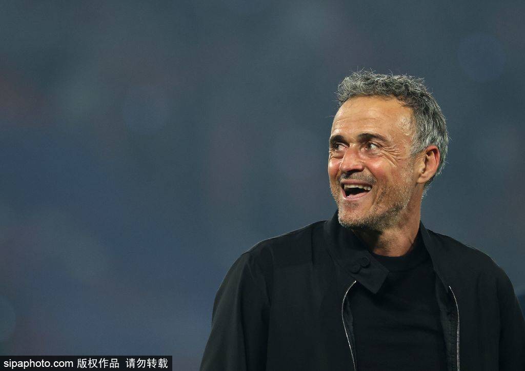 通杀英超！巴黎主帅恩里克赛后自嘲：法甲是农民联赛