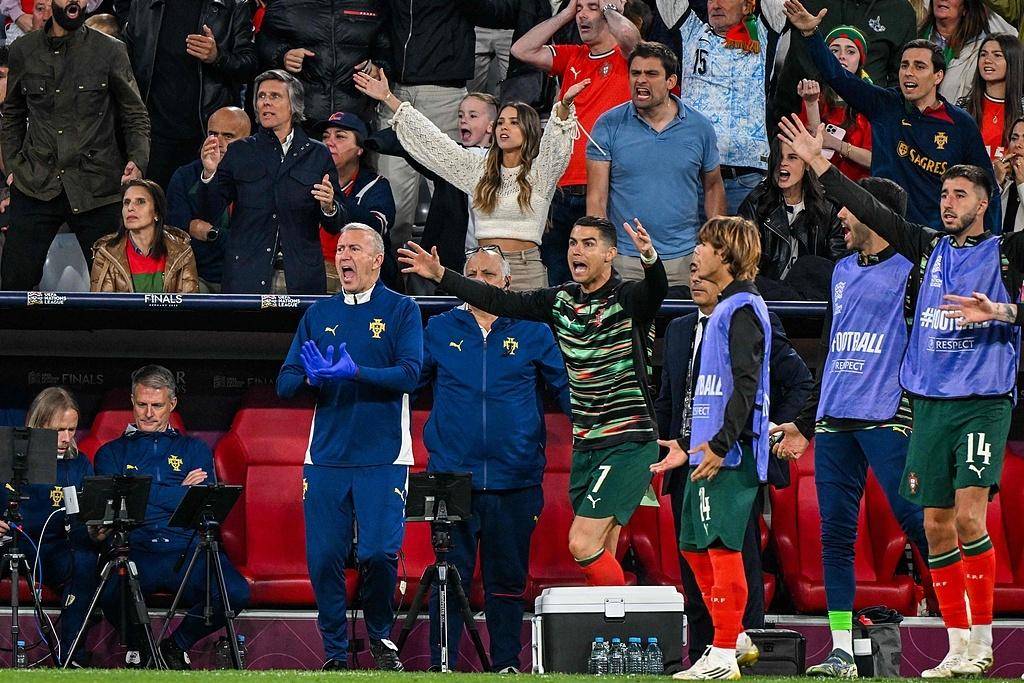 C罗进球封王！这支葡萄牙让人想起了2022年的阿根廷