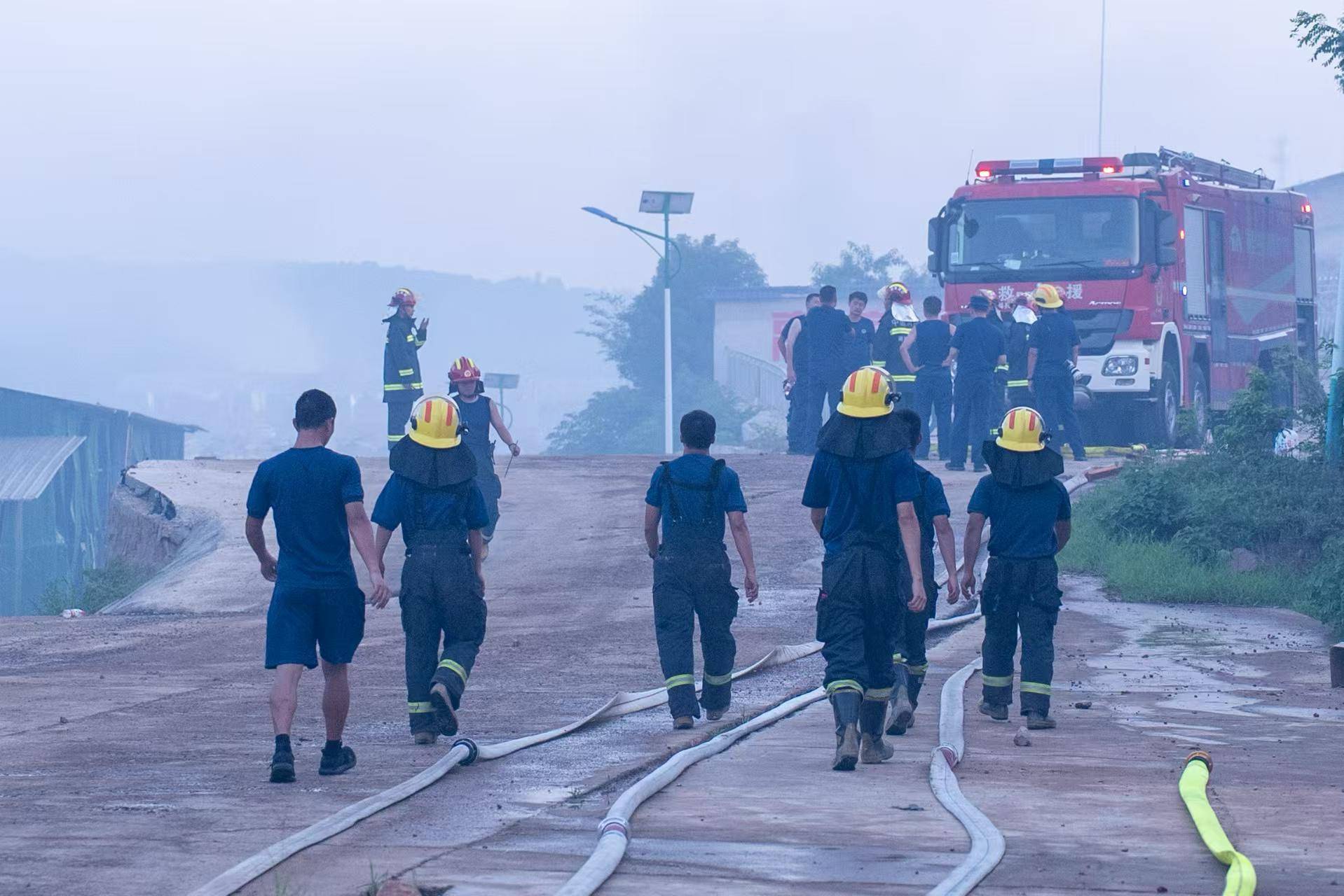 临澧发生爆炸烟花厂专职安全员讲述细节：监控发现闪光听到爆炸声，赶紧去疏散人员