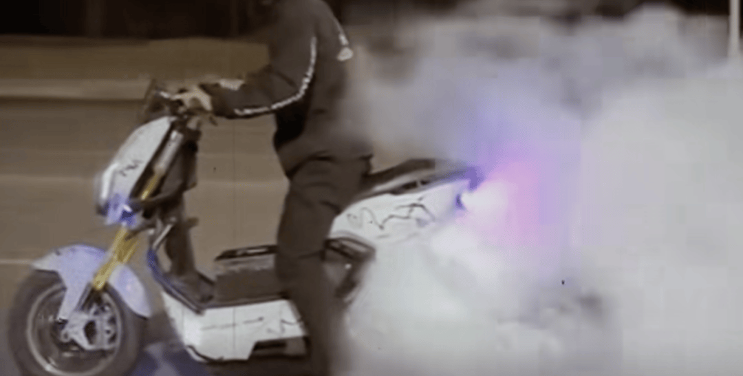 老头乐，县城小伙的「精神迈巴赫」？