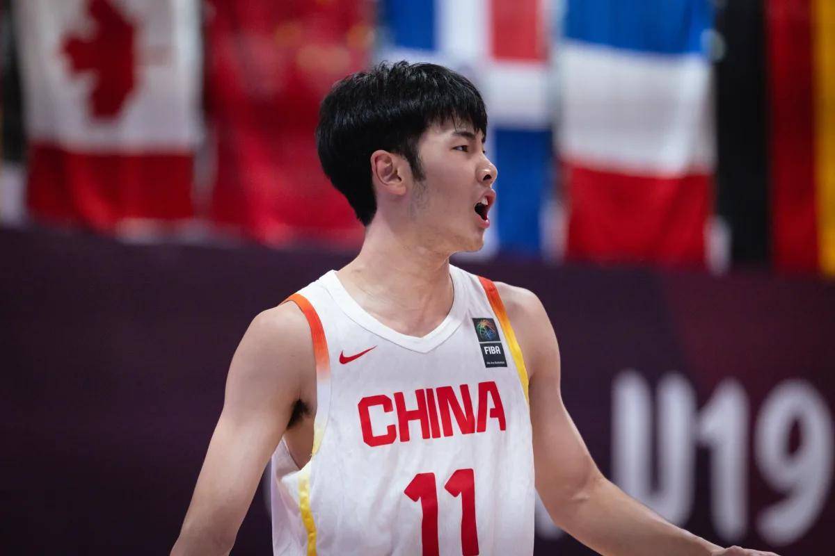 苏群:国青篮球思维与世界接轨 曲绍斌是青训优秀教练