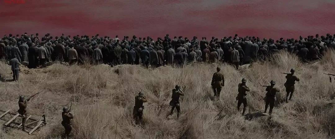 豆瓣评分8.6、预估票房30亿+，题材严肃的《南京照相馆》凭啥引发全民共振？