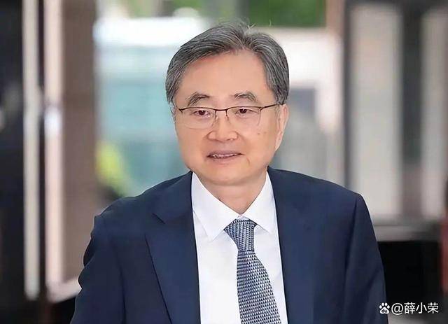 拒绝中方邀请后，韩外长深夜致电北京，王毅三句话点破韩方小心思