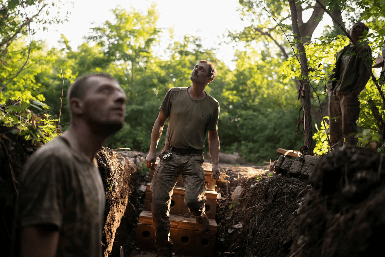 乌军抱怨：前线没有什么乌军步兵 很多人都不想打了