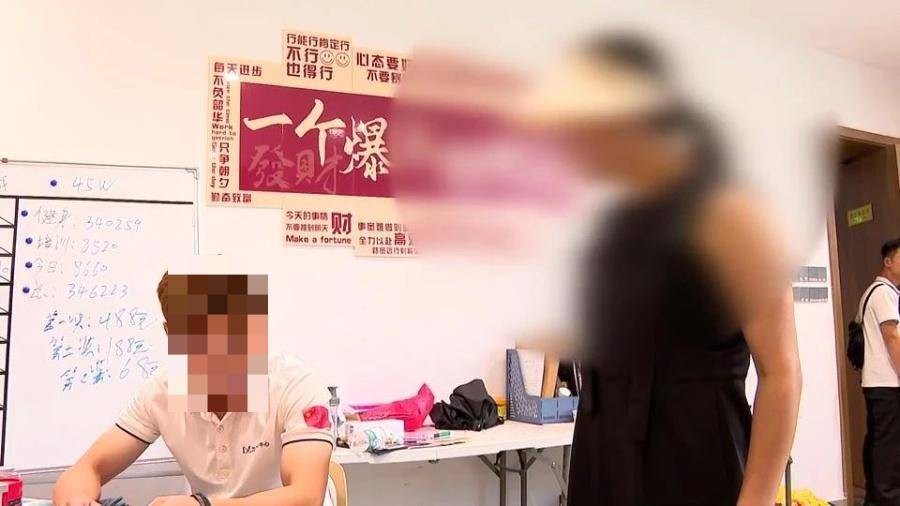 女子例假后游泳大出血，向场馆索赔
