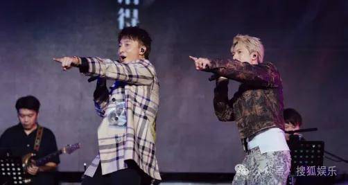 调侃“接受不了生女儿”被骂好几天，他自曝差点因此家庭破裂......