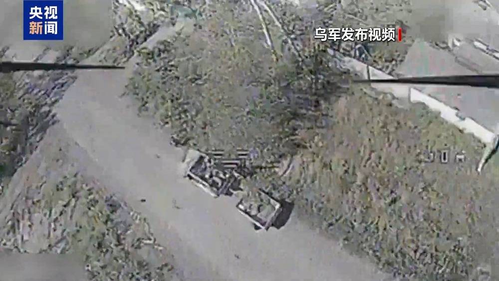 空袭再现！乌军156旅营区30次剧烈爆炸，无人机与导弹齐飞，1个旅被一举重创！