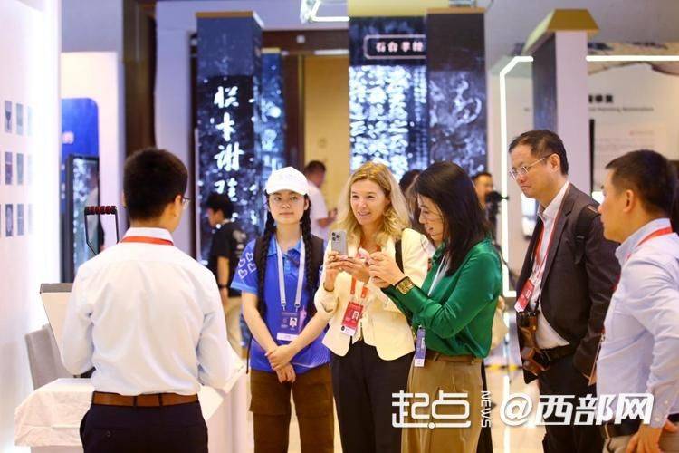 组图｜数字之光、穿越千年 世界互联网大会文化遗产数字化精品展开展